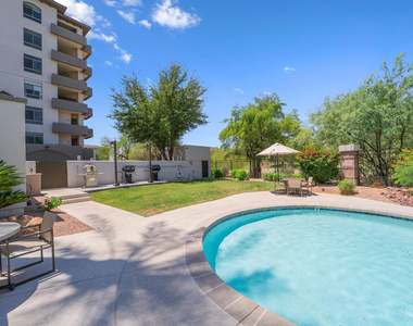 15802 N 71st Street - Photo Thumbnail 28