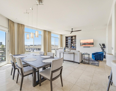 15802 N 71st Street - Photo Thumbnail 1