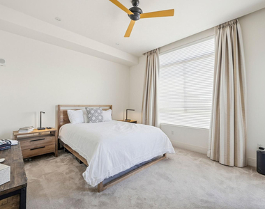 15802 N 71st Street - Photo Thumbnail 11