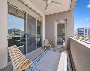 15802 N 71st Street - Photo Thumbnail 23