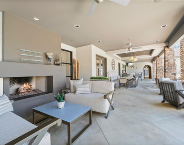 15802 N 71st Street - Photo Thumbnail 30