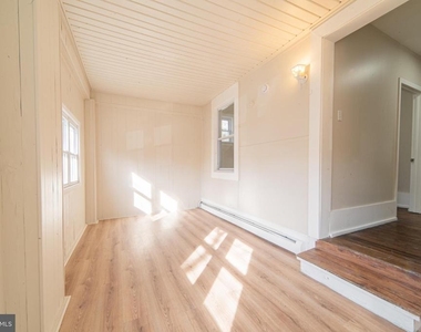 21 N Laclede Place - Photo Thumbnail 2