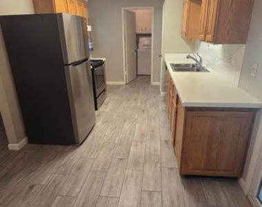 10601 W Bolivar Drive - Photo Thumbnail 15