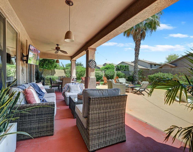 7723 E Phantom Way - Photo Thumbnail 4