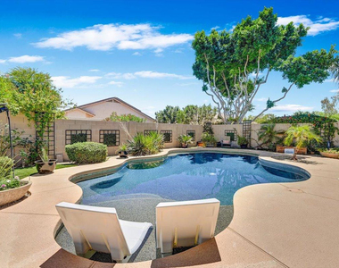 7723 E Phantom Way - Photo Thumbnail 2