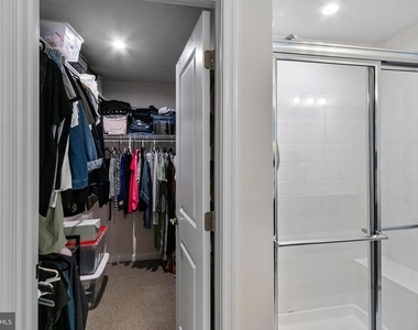 10521 Jim Lovell Lane - Photo Thumbnail 27