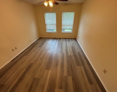 10911 Grassmere Ct - Photo Thumbnail 25