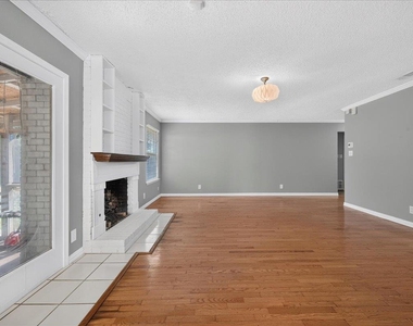 10215 Missel Thrush Dr - Photo Thumbnail 13