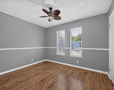 10215 Missel Thrush Dr - Photo Thumbnail 25