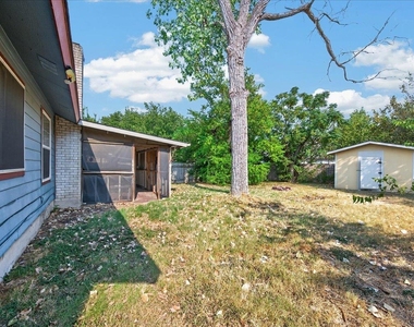 10215 Missel Thrush Dr - Photo Thumbnail 32