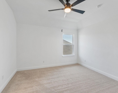 125 Plainsman Ln - Photo Thumbnail 36