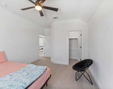 125 Plainsman Ln - Photo Thumbnail 29