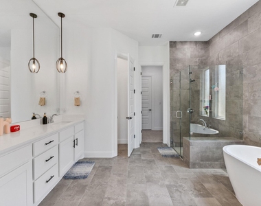 125 Plainsman Ln - Photo Thumbnail 20