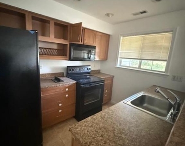 14239 Jib Street - Photo Thumbnail 10