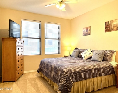 15221 N Clubgate Drive - Photo Thumbnail 11