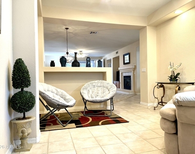 15221 N Clubgate Drive - Photo Thumbnail 2