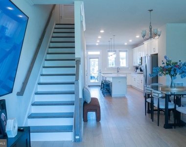 4841 Vista Green Lane - Photo Thumbnail 4