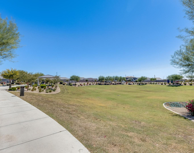 17056 W Red Bird Road - Photo Thumbnail 28