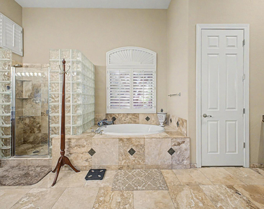 41923 N Moss Springs Road - Photo Thumbnail 27