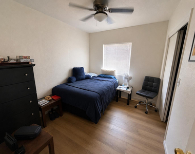 211 S Desoto Street - Photo Thumbnail 13