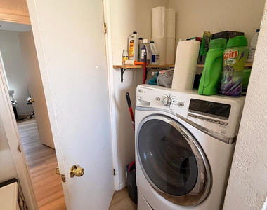 211 S Desoto Street - Photo Thumbnail 15