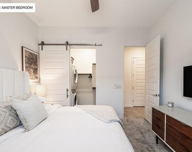 3422 S 176th - Photo Thumbnail 20