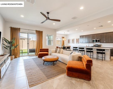 3422 S 176th - Photo Thumbnail 2