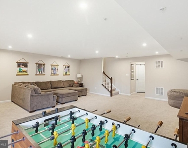 133 Limpkin Avenue - Photo Thumbnail 34