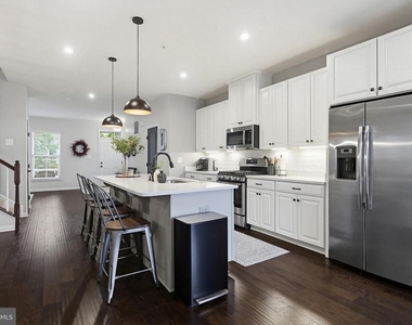 133 Limpkin Avenue - Photo Thumbnail 9
