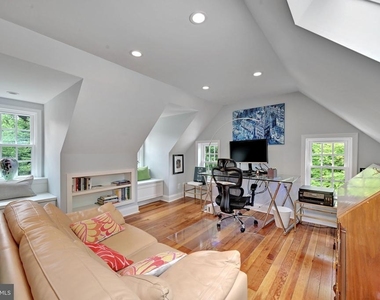 6907 Bradley Boulevard - Photo Thumbnail 106