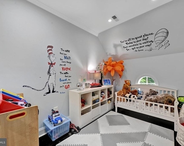6907 Bradley Boulevard - Photo Thumbnail 66
