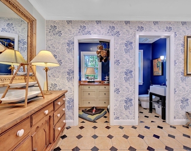 6907 Bradley Boulevard - Photo Thumbnail 45