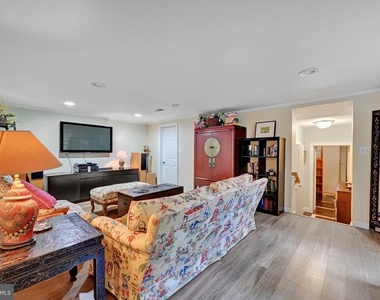 6907 Bradley Boulevard - Photo Thumbnail 120