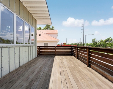 4015 Guadalupe St - Photo Thumbnail 17