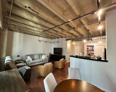 114 W Adams Street - Photo Thumbnail 9
