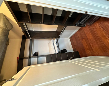 114 W Adams Street - Photo Thumbnail 3