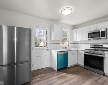 10110 Mckenney Avenue - Photo Thumbnail 8
