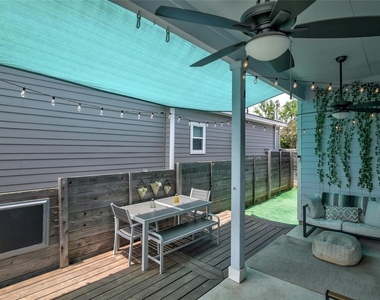 7607 Providence Ave - Photo Thumbnail 23