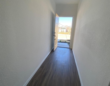117 Akela Way - Photo Thumbnail 9
