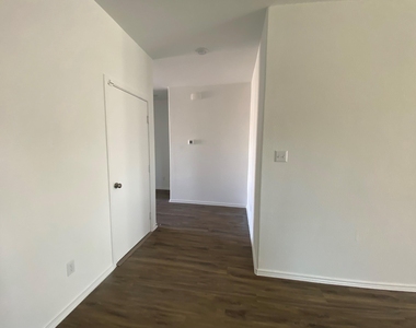 117 Akela Way - Photo Thumbnail 16