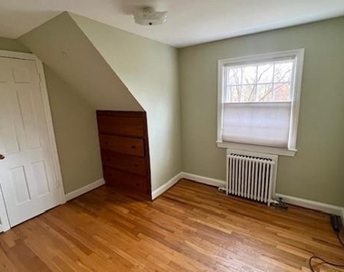 9102 Flower Avenue - Photo Thumbnail 24
