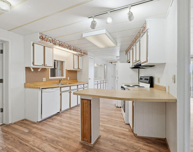 2431 N Higley Road - Photo Thumbnail 6