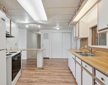 2431 N Higley Road - Photo Thumbnail 8