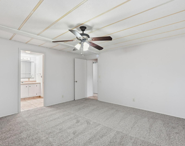 2431 N Higley Road - Photo Thumbnail 20