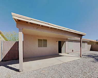 16206 N 137th Drive - Photo Thumbnail 14