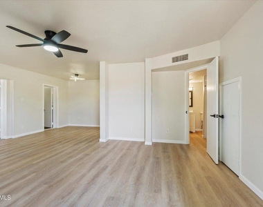 1500 W Rio Salado Parkway - Photo Thumbnail 3