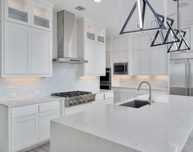2502 Sunset Vista Cir - Photo Thumbnail 6