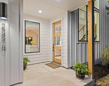 22218 Briarcliff Dr - Photo Thumbnail 2