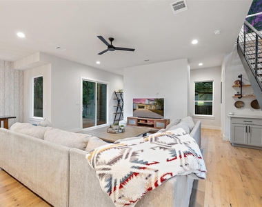 22218 Briarcliff Dr - Photo Thumbnail 3