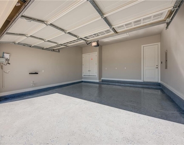 705 Campino Dr - Photo Thumbnail 20